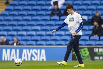 070326 - Cardiff City v Lincoln City - Sky Bet League 1 - Rubin Colwill of Cardiff City during the warm up
