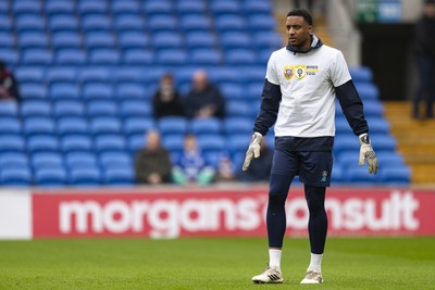 070326 - Cardiff City v Lincoln City - Sky Bet League 1 - Cardiff City goalkeeper Nathan Trott during the warm up