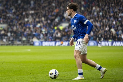 070326 - Cardiff City v Lincoln City - Sky Bet League 1 - Ollie Tanner of Cardiff City in action