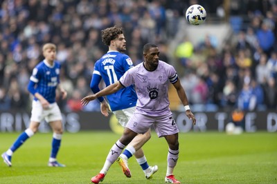 070326 - Cardiff City v Lincoln City - Sky Bet League 1 - Tendayi Darikwa of Lincoln City in action