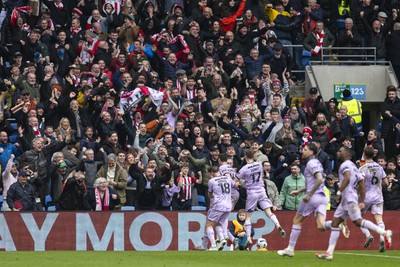 070326 - Cardiff City v Lincoln City - Sky Bet League 1 - Dominic Jefferies of Lincoln City celebrates scoring his sides second goal