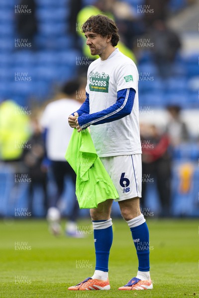 070326 - Cardiff City v Lincoln City - Sky Bet League 1 - Ryan Wintle of Cardiff City during the warm up