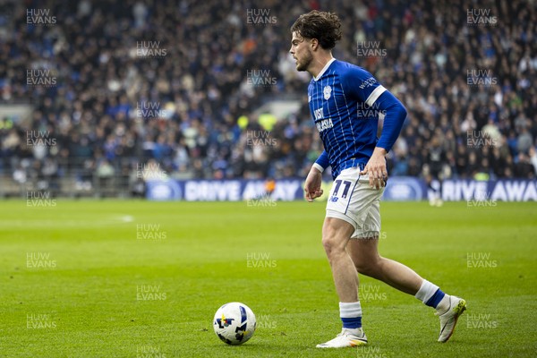 070326 - Cardiff City v Lincoln City - Sky Bet League 1 - Ollie Tanner of Cardiff City in action