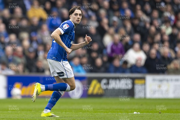 070326 - Cardiff City v Lincoln City - Sky Bet League 1 - Joel Colwill of Cardiff City in action