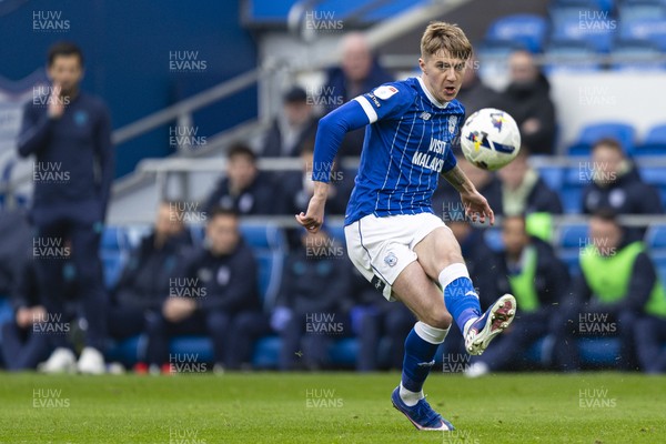 070326 - Cardiff City v Lincoln City - Sky Bet League 1 - Joel Bagan of Cardiff City in action