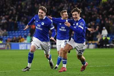 110325 - Cardiff City v Luton Town - Sky Bet Championship - Calum Chambers of Cardiff City celebrates scoring the first goal of the game with team mates