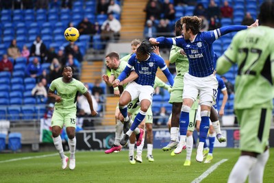 140226 - Cardiff City v Luton Town - Sky Bet League 1 - Gabriel Osho of Cardiff City heads close