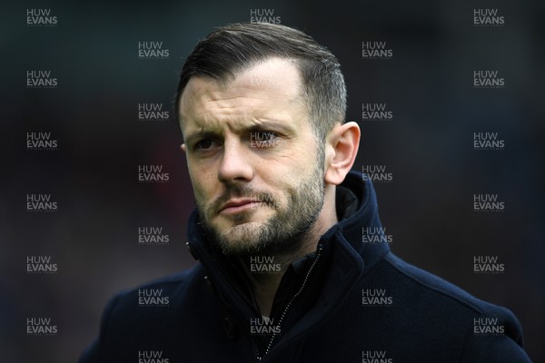 140226 - Cardiff City v Luton Town - Sky Bet League 1 - Jack Wilshire, Luton Manager