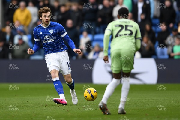 140226 - Cardiff City v Luton Town - Sky Bet League 1 - Calum Chambers of Cardiff City is challenged by Isaiah Jones of Luton