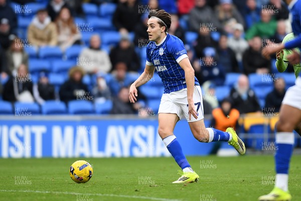 140226 - Cardiff City v Luton Town - Sky Bet League 1 - Joel Colwill of Cardiff City runs in to score a goal