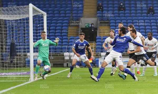 281120 - Cardiff City v Luton Town, Sky Bet Championship - Sean Morrison of Cardiff City shoots to score the opening goal
