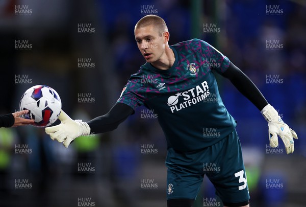 300822 - Cardiff City v Luton Town - SkyBet Championship - Keeper Ethan Horvath of Luton Town