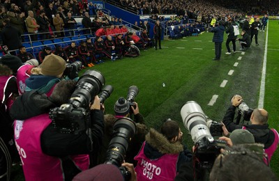 221218 - Cardiff City v Manchester United, Premier League - Manchester United manager Ole Gunnar Solskjaer is the centre of media attention at the start of the match