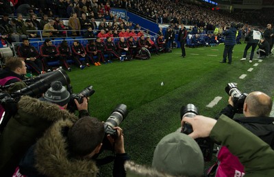 221218 - Cardiff City v Manchester United, Premier League - Manchester United manager Ole Gunnar Solskjaer is the centre of media attention at the start of the match