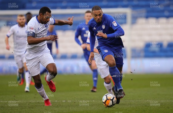 060118 - Cardiff City v Mansfield Town, Emirates FA Cup Round 3 - Kenneth Zohore of Cardiff City and Krystian Pearce of Mansfield Town compete for the ball