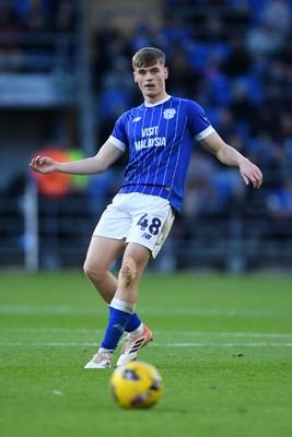 291125 - Cardiff City v Mansfield Town - Sky Bet League 1 - Dylan Lawlor of Cardiff City