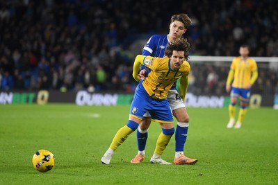 291125 - Cardiff City v Mansfield Town - Sky Bet League 1 - Aaron Lewis of Mansfield is challenged by Cian Ashford of Cardiff City