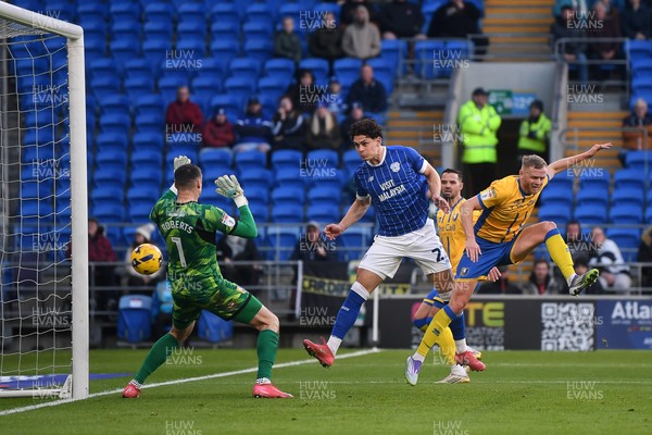 291125 - Cardiff City v Mansfield Town - Sky Bet League 1 - Yousef Salech of Cardiff City hits the side netting
