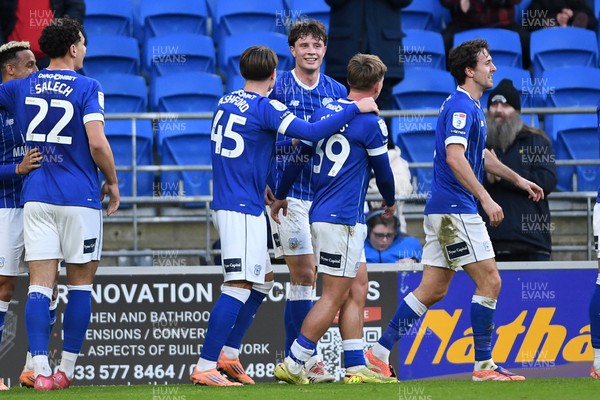 291125 - Cardiff City v Mansfield Town - Sky Bet League 1 - Will Fish of Cardiff City celebrates scoring a goal with team mates