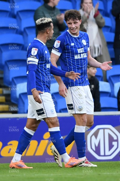 291125 - Cardiff City v Mansfield Town - Sky Bet League 1 - Will Fish of Cardiff City celebrates scoring a goal with team mates