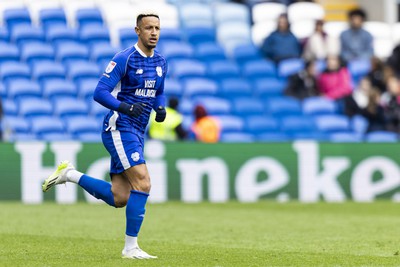 270424 - Cardiff City v Middlesbrough - Sky Bet Championship - Callum Robinson of Cardiff City in action