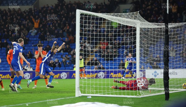 091223  - Cardiff City v Millwall, EFL Sky Bet Championship - Perry Ng of Cardiff City and Mark McGuinness of Cardiff City celebrate after Dimitrios Goutas of Cardiff City heads past Millwall goalkeeper Matija Sarkic to score goal