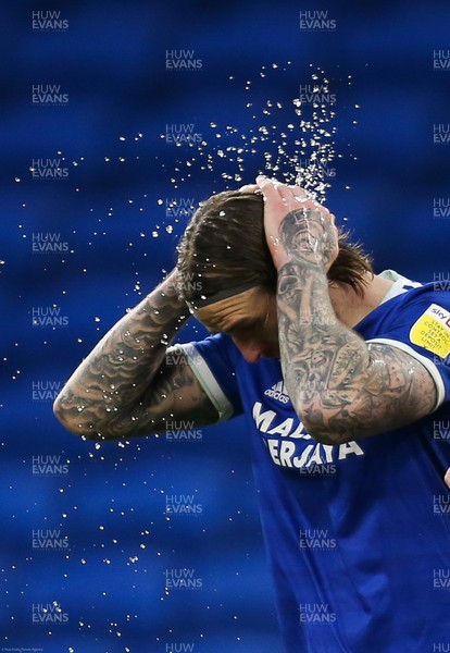 300121 - Cardiff City v Millwall, Sky Bet Championship - Aden Flint of Cardiff City cools down during the match