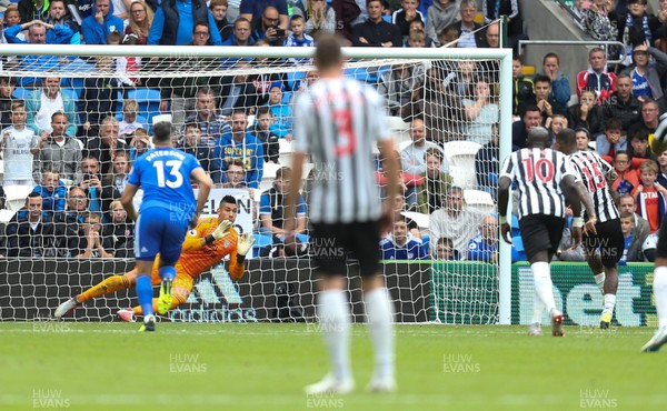 180818 - Cardiff City v Newcastle United, Premier League - Cardiff City goalkeeper Neil Etheridge saves the penalty at the very end of the match