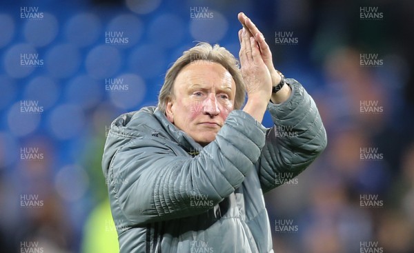 280417 - Cardiff City v Newcastle United, Sky Bet Championship - Cardiff City manager Neil Warnock applauds the home fans at the end of the match