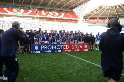 250426 - Cardiff City v Northampton Town - Sky Bet League 1 - Cardiff City celebrate promotion