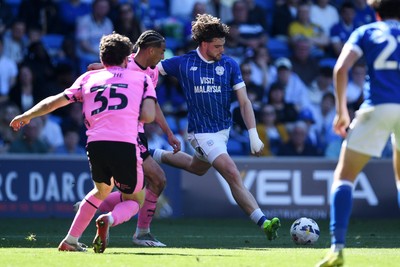 250426 - Cardiff City v Northampton Town - Sky Bet League 1 - Ollie Tanner of Cardiff City has a shot at goal