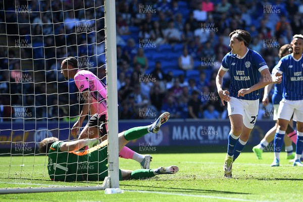 250426 - Cardiff City v Northampton Town - Sky Bet League 1 - Joel Colwill of Cardiff City celebrates scoring a goal