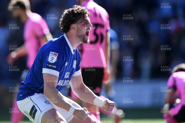 250426 - Cardiff City v Northampton Town - Sky Bet League 1 - Ollie Tanner of Cardiff City celebrates scoring a goal