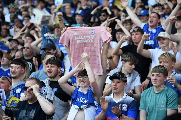 250426 - Cardiff City v Northampton Town - Sky Bet League 1 - Fans celebrate at full time