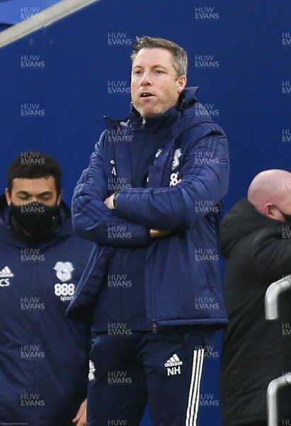 160121 - Cardiff City v Norwich City, Sky Bet Championship - Cardiff City manager Neil Harris during the match