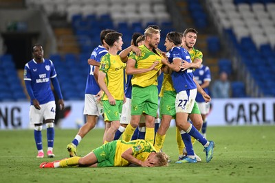 250826 - Cardiff City v Norwich City - Carabao Cup Second Round - Things heat up between Harry Darling of Norwich and Joel Colwill of Cardiff City