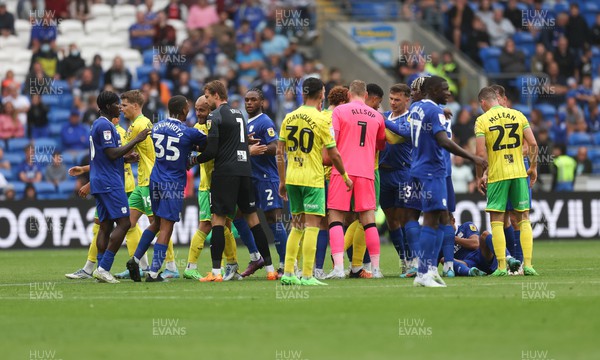 300722 - Cardiff City v Norwich City, Sky Bet Championship - The two teams clash as tempers flare in the second half