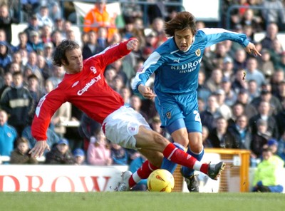 030105 - Cardiff City v Nottingham Forest - Cardiff's Junichi Inamoto takes on Eugen Bopp