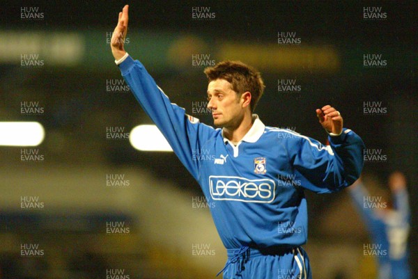 310103 - Cardiff City v Oldham Athletic - Division Two - Cardiff's Jason Bowen celebrates goal