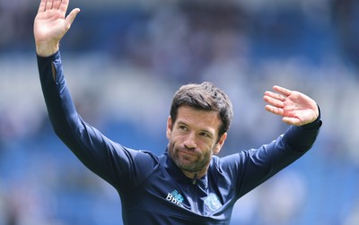 020825 - Cardiff City v Peterborough United, EFL Sky Bet League 1 - Cardiff City head coach Brian Barry-Murphy applauds the fans at the end of the match