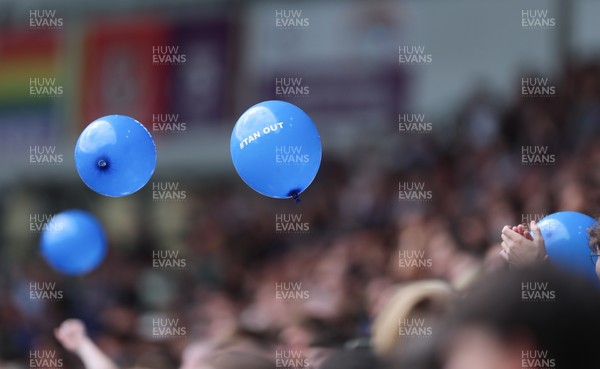 020825 - Cardiff City v Peterborough United, EFL Sky Bet League 1 -  Cardiff City fans release balloons printed with the hashtag TanOut, as a protest against owner Vincent Tan