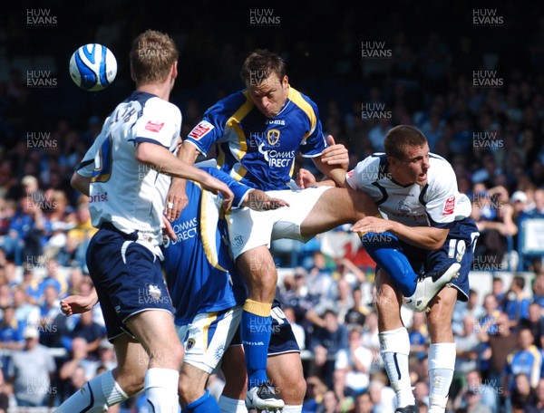 22.09.07 - Cardiff City v Preston North End Cardiff's Gavin Rae clears as Preston's Billy Jones challenges 