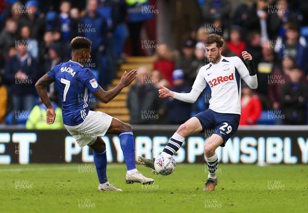 211219 - Cardiff City v Preston North End, Sky Bet Championship - Tom Barkhuizen of Preston North End is challenged by Leandro Bacuna of Cardiff City