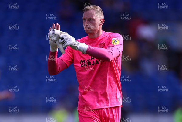 270822 - Cardiff City v Preston North End - SkyBet Championship - Ryan Allsop of Cardiff City thanks fans at full time