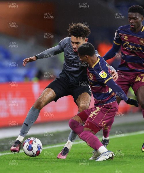 261222 - Cardiff City v Queens Park Rangers, EFL Sky Bet Championship -  Kion Etete of Cardiff City takes on Kenneth Paal of Queens Park Rangers