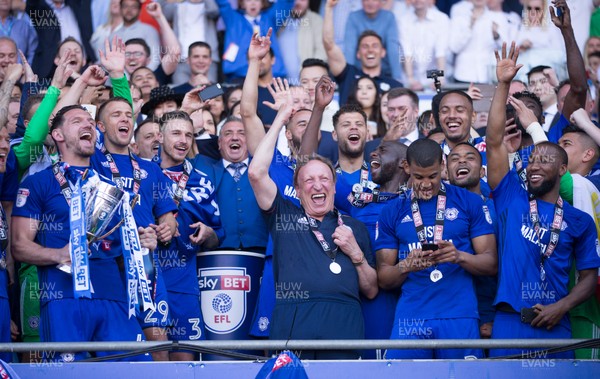 060518 - Cardiff City v Reading, Sky Bet Championship - Cardiff City manager Neil Warnock celebrates after winning promotion to the Premier League