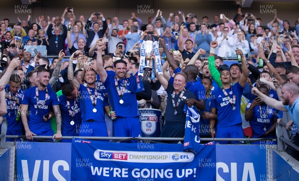 060518 - Cardiff City v Reading, Sky Bet Championship - Sean Morrison of Cardiff City and Cardiff City manager Neil Warnock celebrate with the team after winning promotion to the Premier League