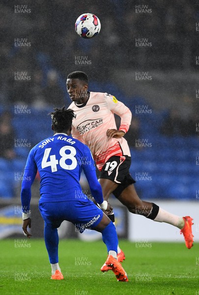 170223 - Cardiff City v Reading - EFL SkyBet Championship - Tyrese Fornah of Reading and Sory Kaba of Cardiff City compete
