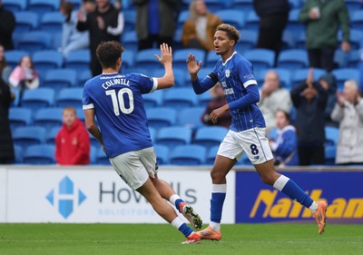 181025 - Cardiff City v Reading, EFL SkyBet League 1 - Omari Kellyman of Cardiff City celebrates with Rubin Colwill of Cardiff City after he scores goal