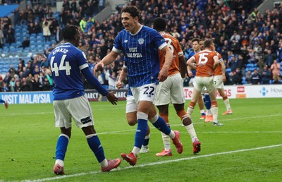 181025 - Cardiff City v Reading, EFL SkyBet League 1 - Yousef Salech of Cardiff City celebrates after scoring Cardiff’s second goal